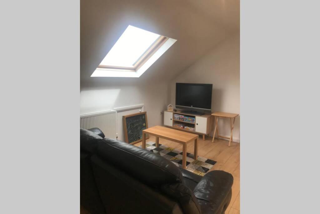 Buzzards Loft Apartment Poyntzpass Екстериор снимка
