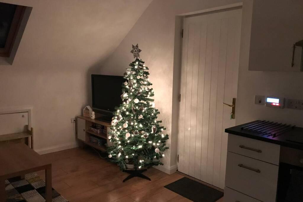 Buzzards Loft Apartment Poyntzpass Екстериор снимка