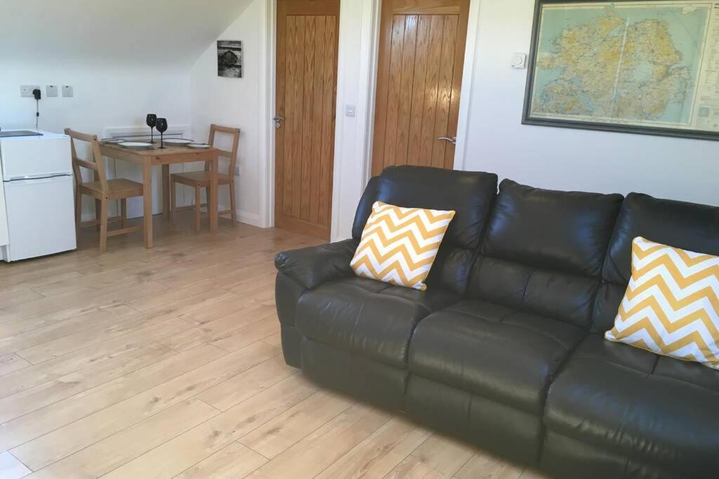Buzzards Loft Apartment Poyntzpass Екстериор снимка